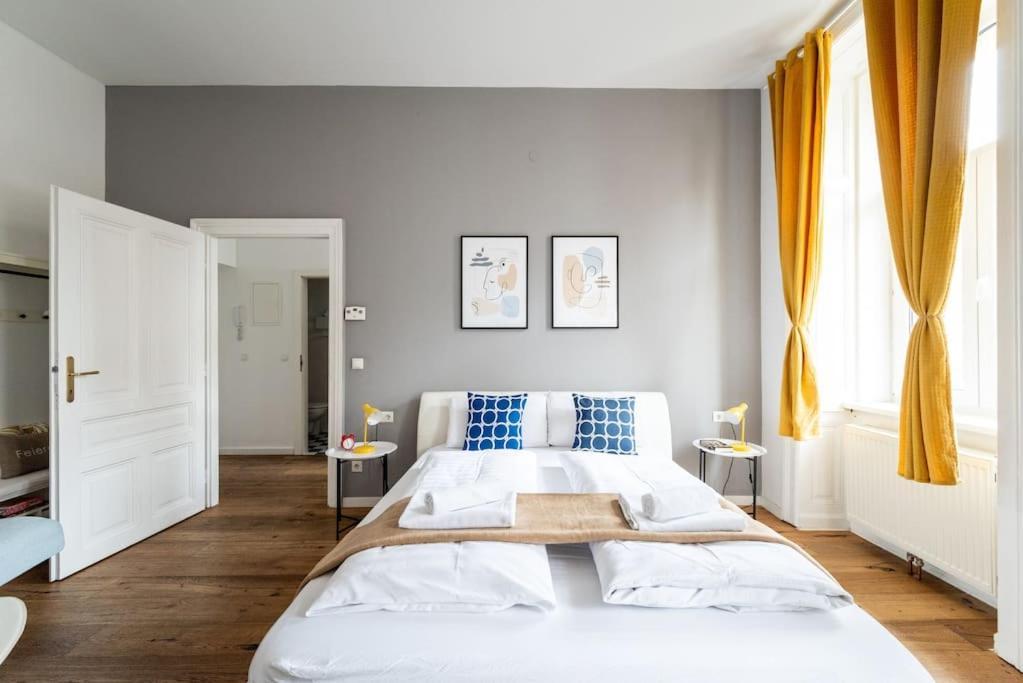 Lite 1Br Near Metro & Center By Hm Apartment Vienna Exterior photo